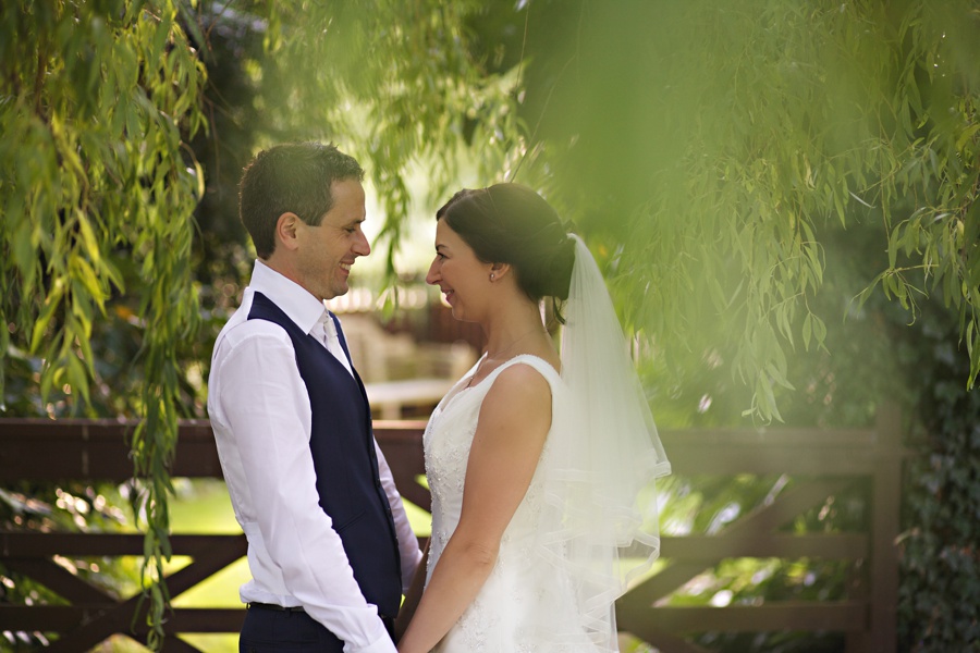 wedding-photographer-priory-barns