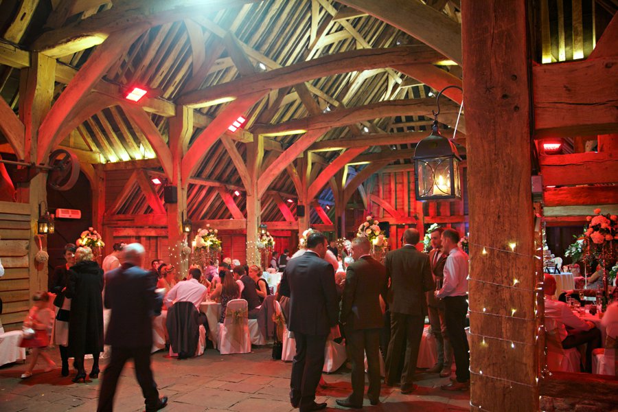 barn wedding photography