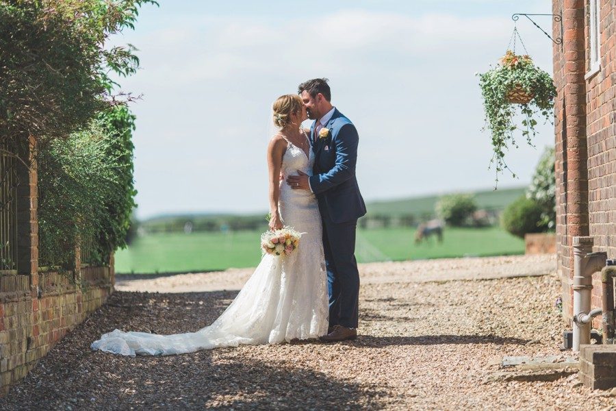 Lodge-Farm-House-Wedding-Photography-kings-walden