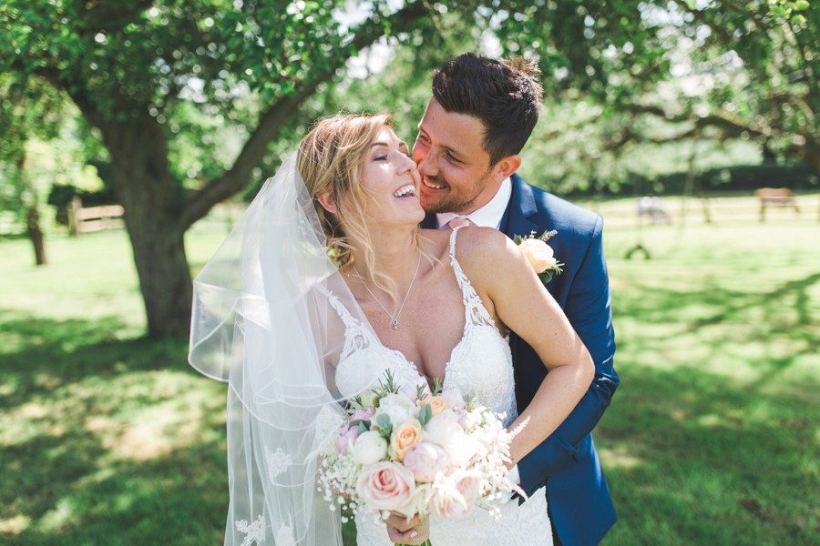 Lodge-Farm-House-Wedding-Photography-kings-walden