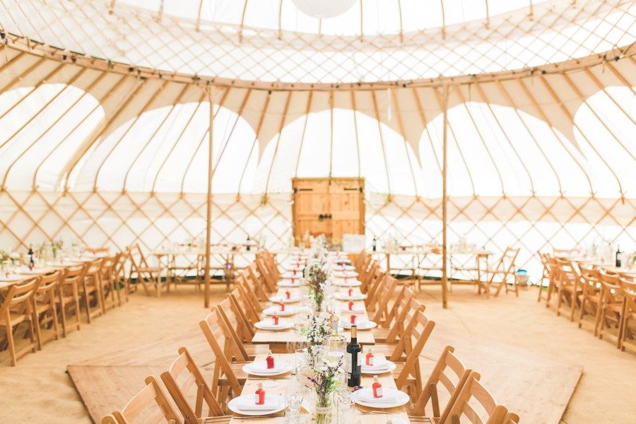 Lodge-Farm-House-Wedding-Photography-kings-walden