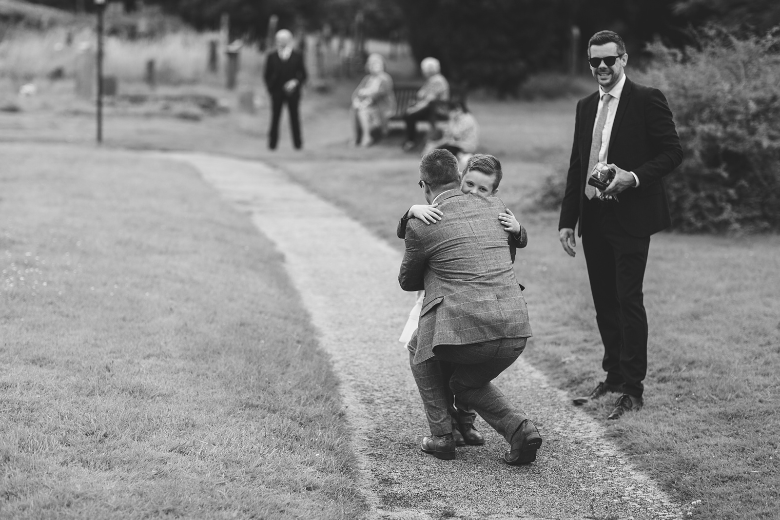 south farm wedding photographs
