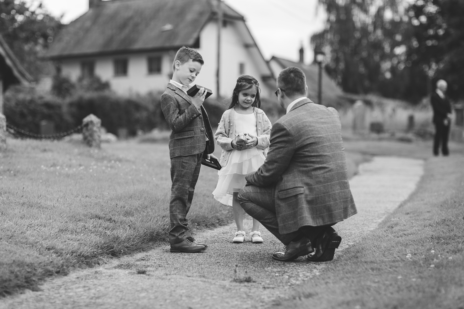 south farm wedding photographs