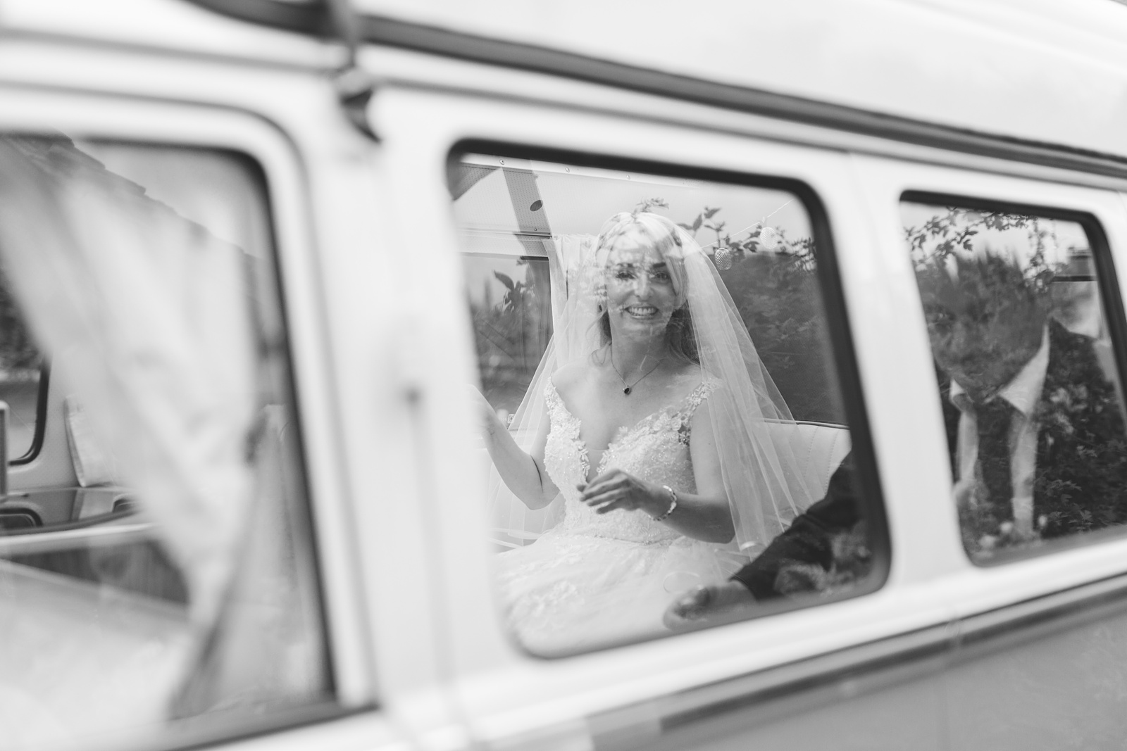 south farm wedding photographs