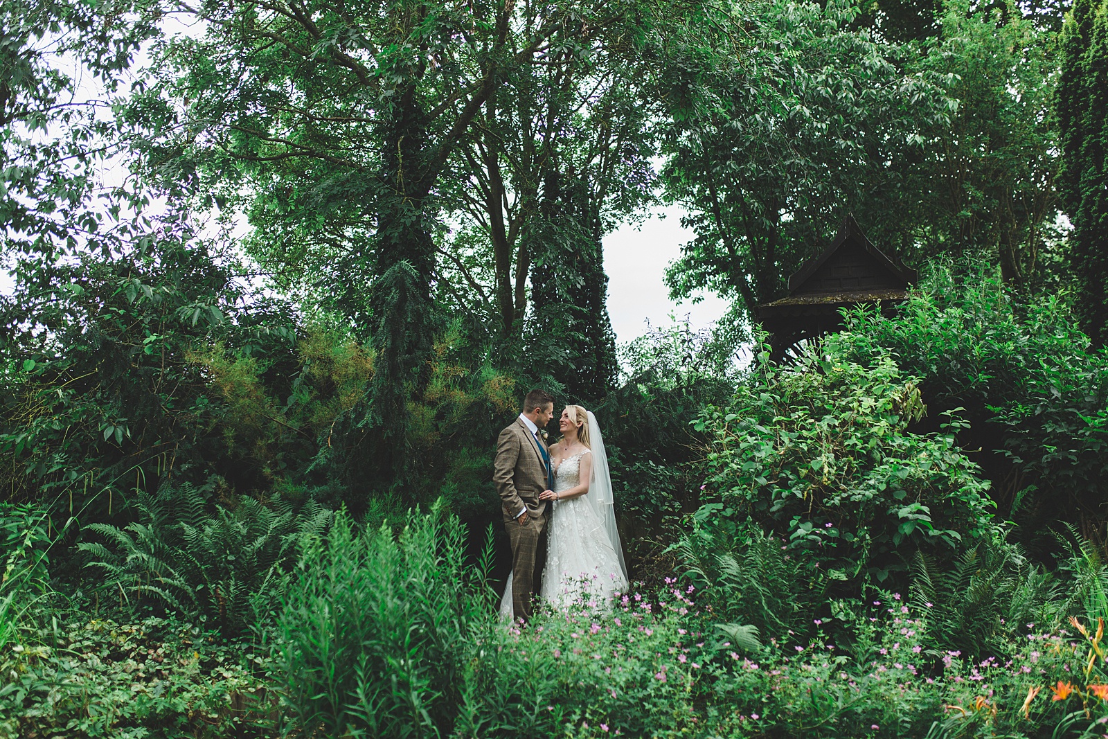 wedding photographer south farm