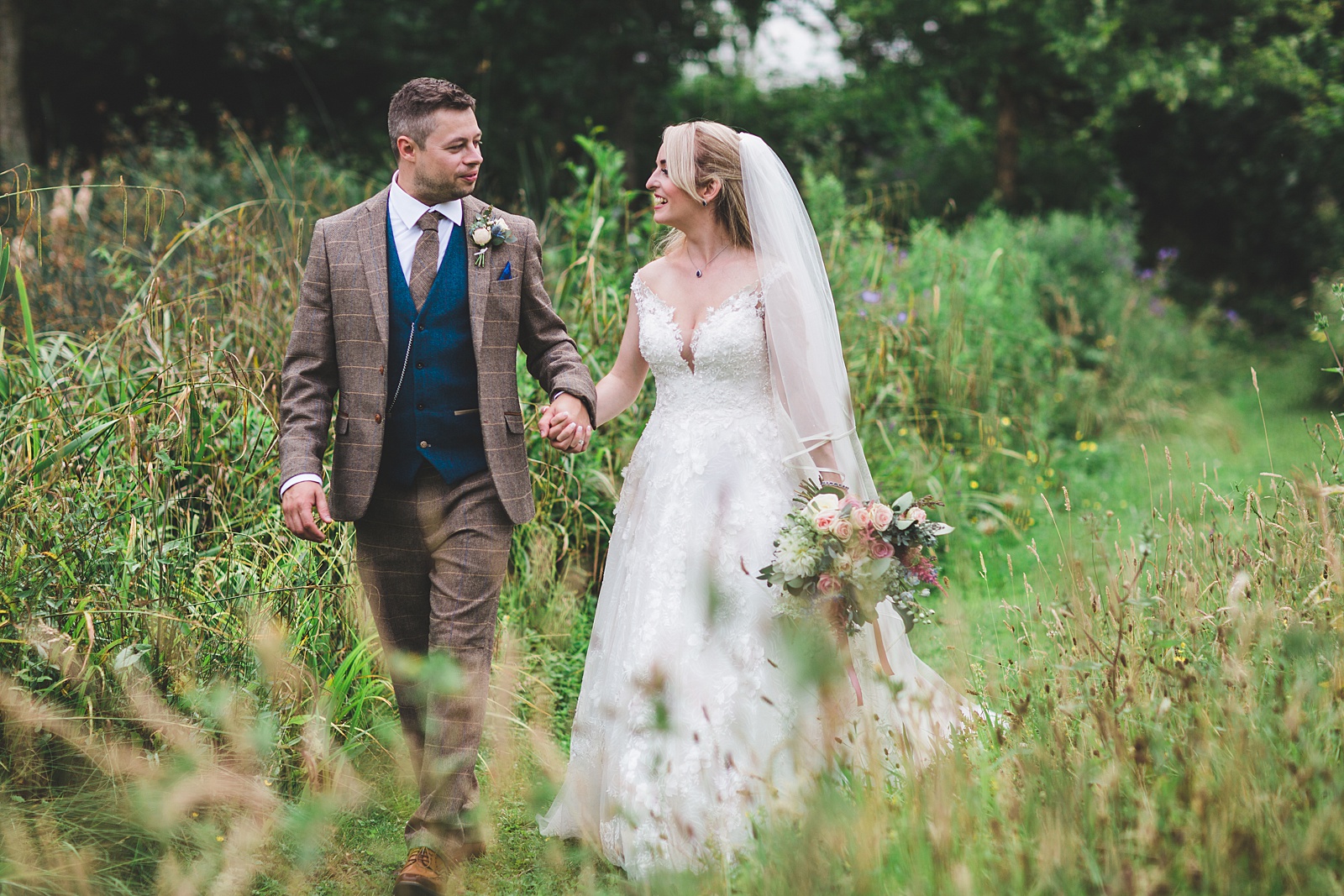wedding photographer south farm